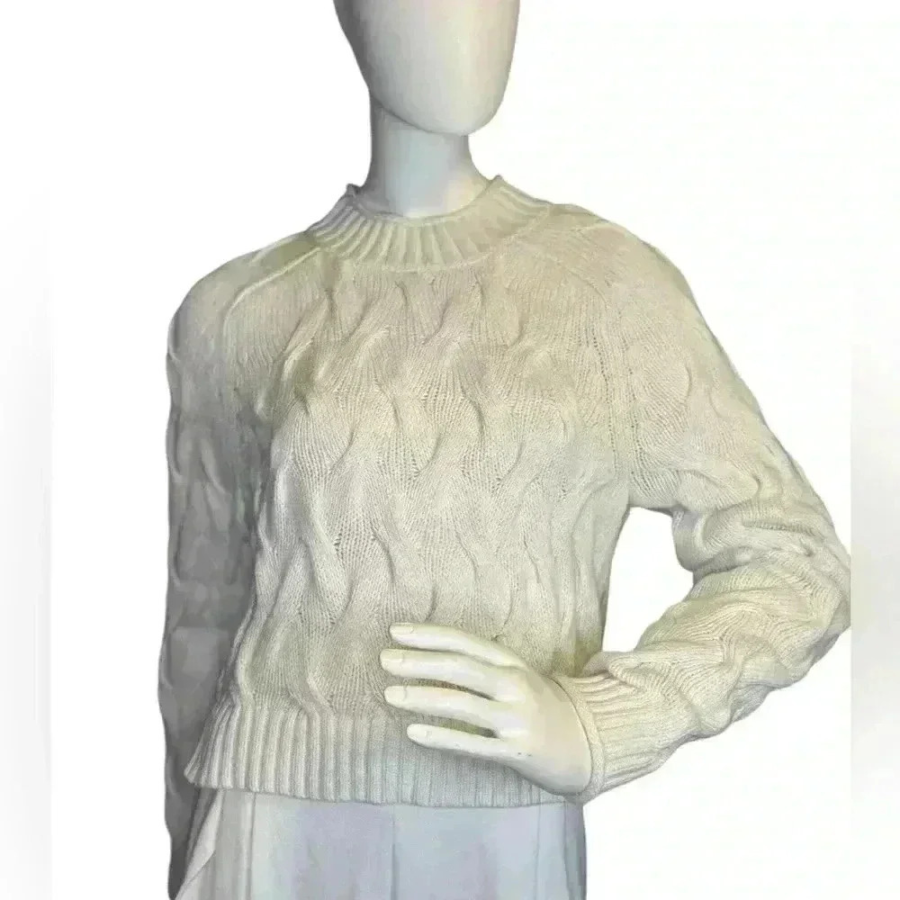 Banana Republic Cropped Knit Crewneck Sweater Size L.